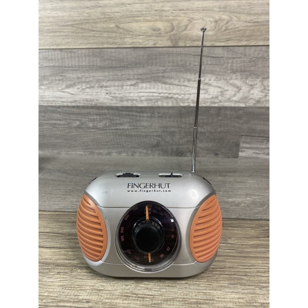 Fingerhut Portable AM/FM Radio Unisex OS Silver Orange Good Retro Y2K Analog - Picture 2 of 10